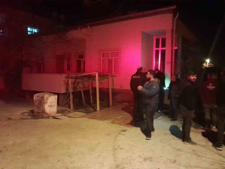 Konya’da ev yangını