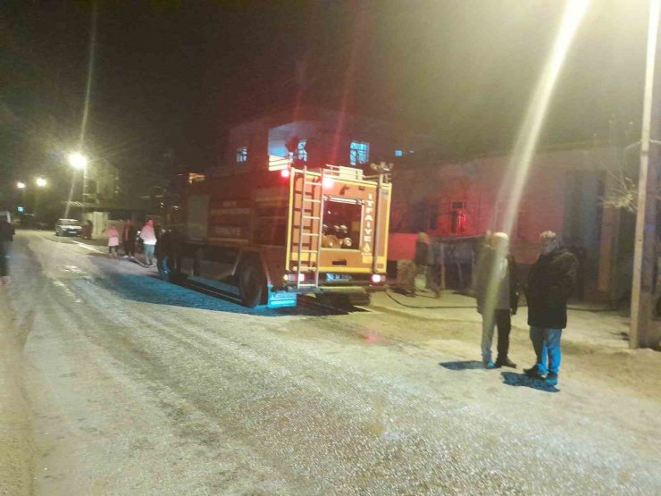 Konya’da ev yangını