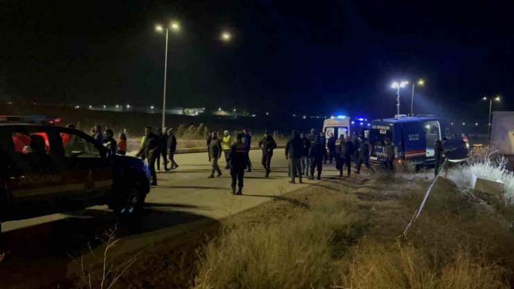 Eskişehir’de kayıp olarak aranan 2 gencin kaza yaparak hayatlarını kaybettikleri belirlendi