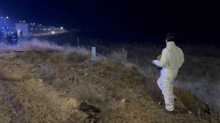Eskişehir’de kayıp olarak aranan 2 gencin kaza yaparak hayatlarını kaybettikleri belirlendi