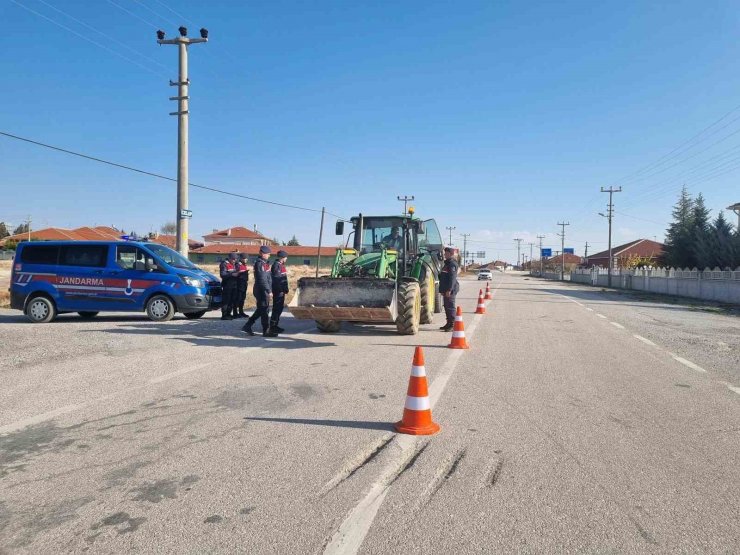 Kulu’da jandarma ekiplerinden asayiş uygulaması
