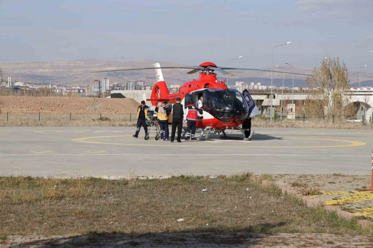 Solunum sıkıntısı çeken bebek ambulans helikopterle Kayseri’ye nakledildi