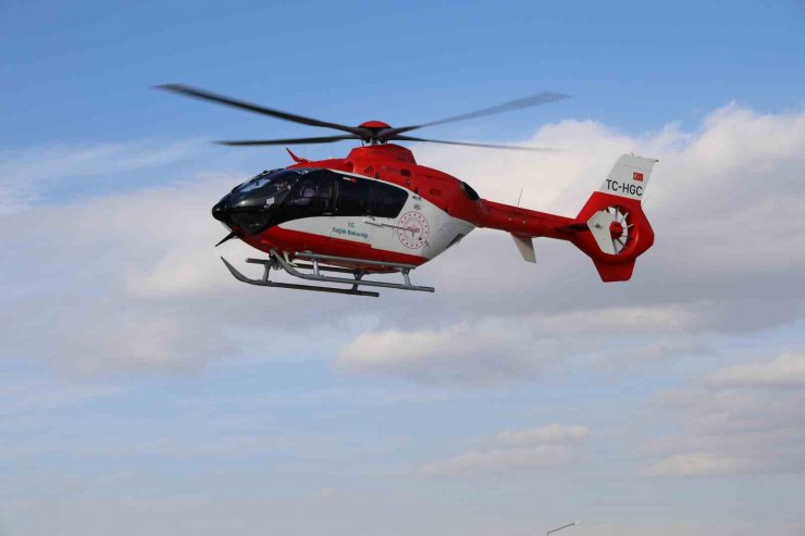 Solunum sıkıntısı çeken bebek ambulans helikopterle Kayseri’ye nakledildi