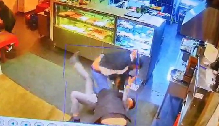 Eğlence mekanında 1 kişinin öldürüldüğü dehşet anları kamerada