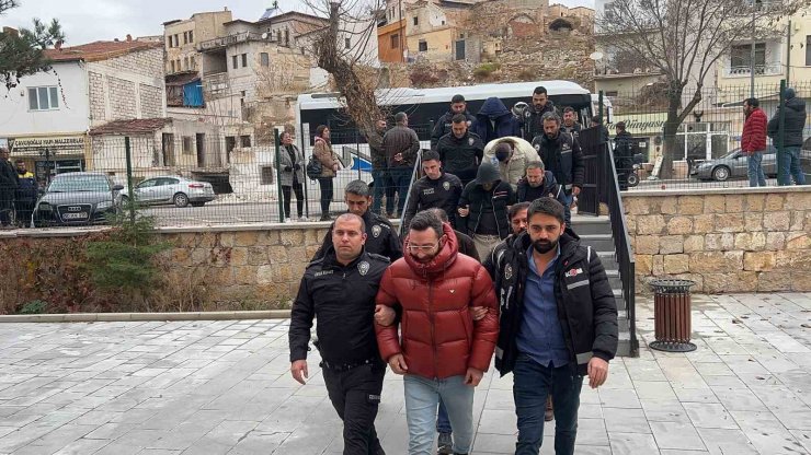 Nevşehir’de noter aracılığıyla rüşvet operasyonunda 8 kişi tutuklandı