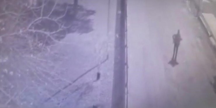 Kayseri’de 7 aracın lastiğini patlatıp "sanki adam öldürdük" diyen şüpheli tutuklandı