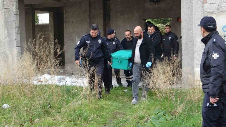 13 yaşındaki çocuk, okul arkadaşını inşaatın çatısında bıçaklayarak öldürdü