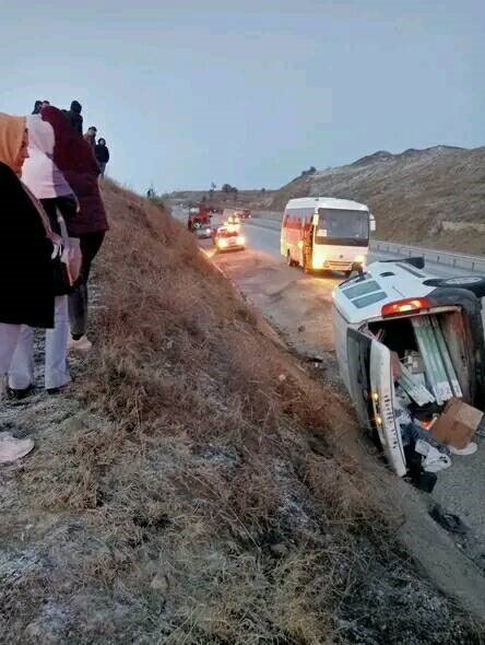 Başkentte gizli buzlanma kazalara neden oldu: 3 yaralı