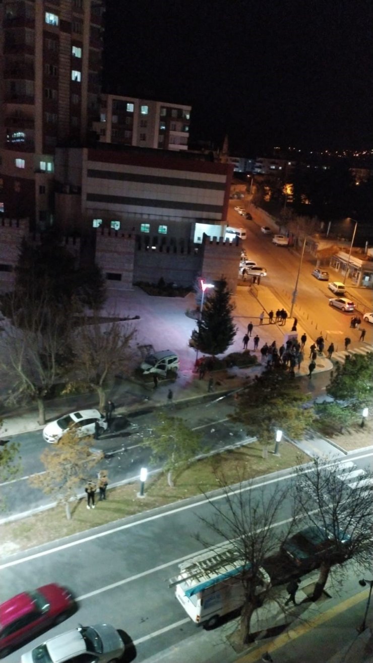 Niğde’de kaza yapan sürücü aracı bırakıp kaçtı